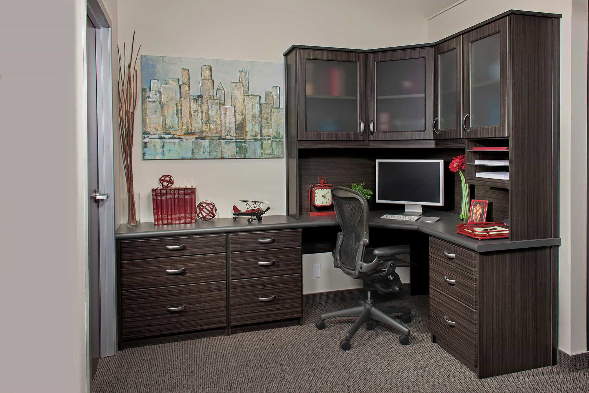 Walk-In Closet 20