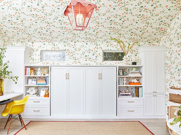 Walk-In Closet 44