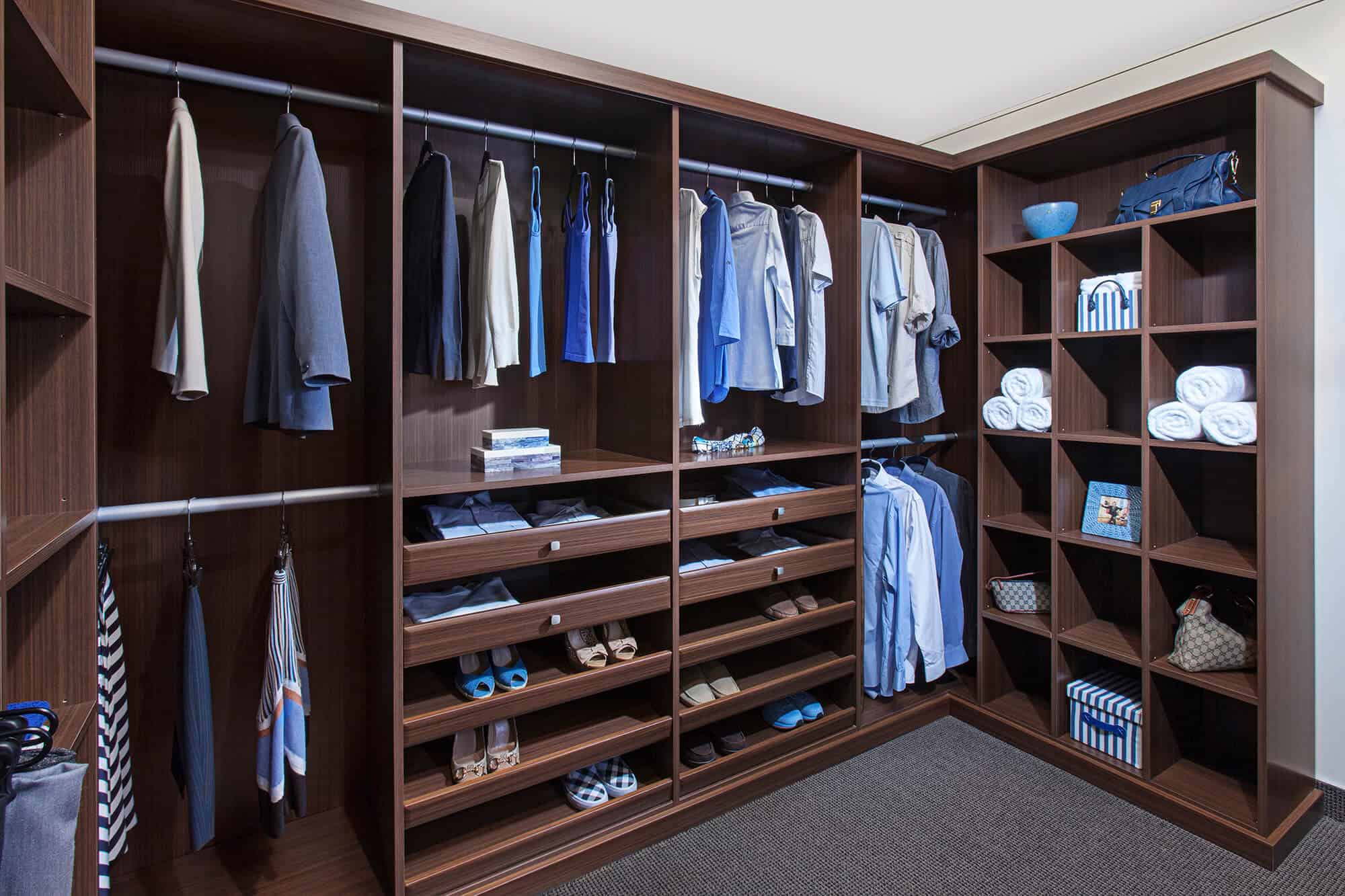 Walk-InCloset 7